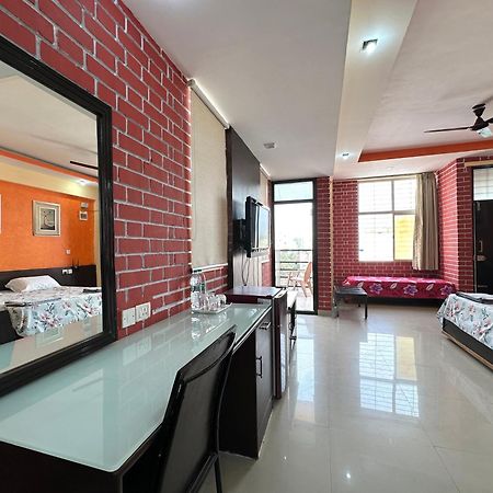 Hotel Fernandes Complex Bengaluru Zewnętrze zdjęcie