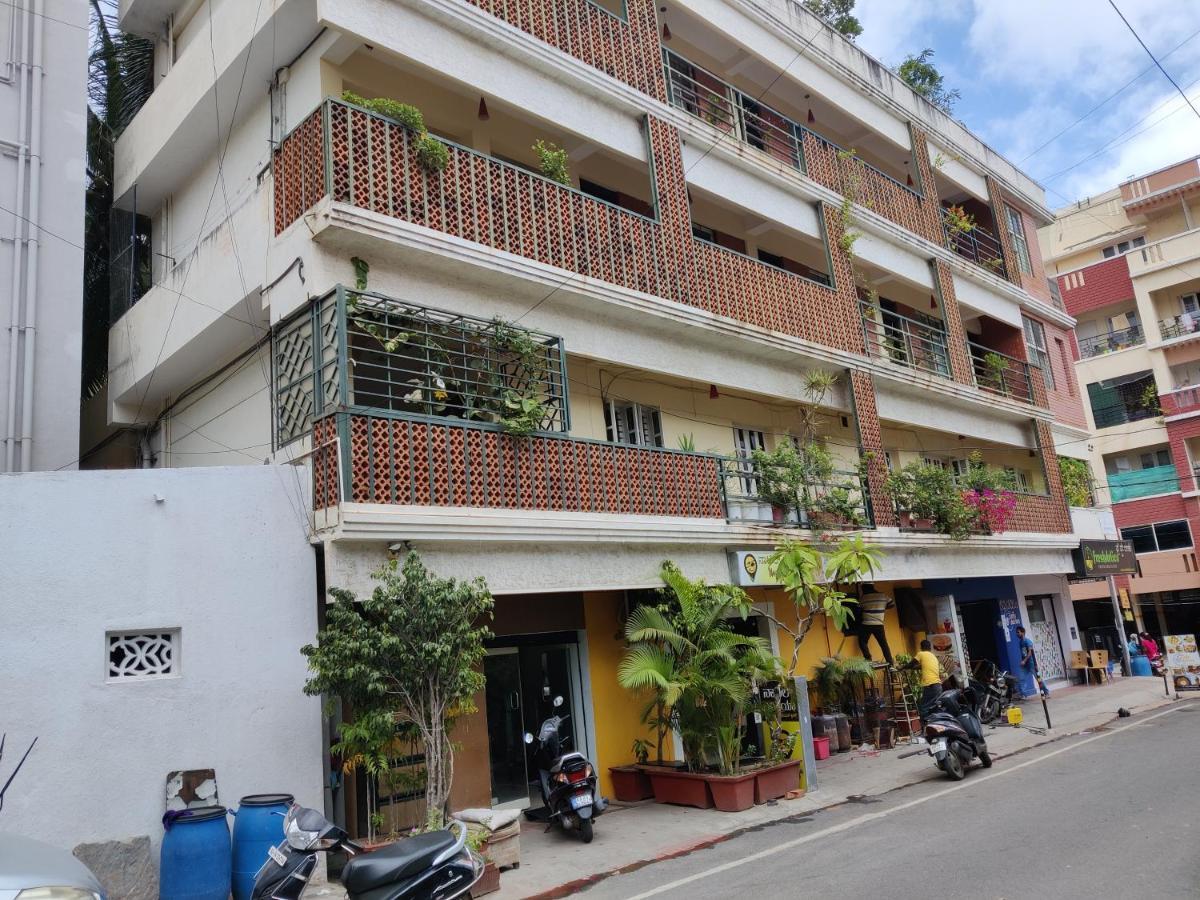 Hotel Fernandes Complex Bengaluru Zewnętrze zdjęcie